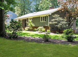 7 Oak Pl, Bernardsville, NJ 07924