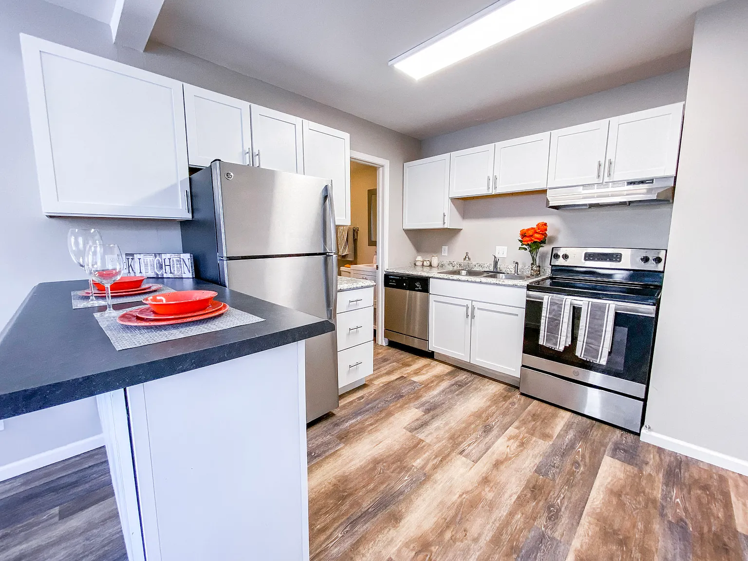 Fiedler Apartments — Photo 2
