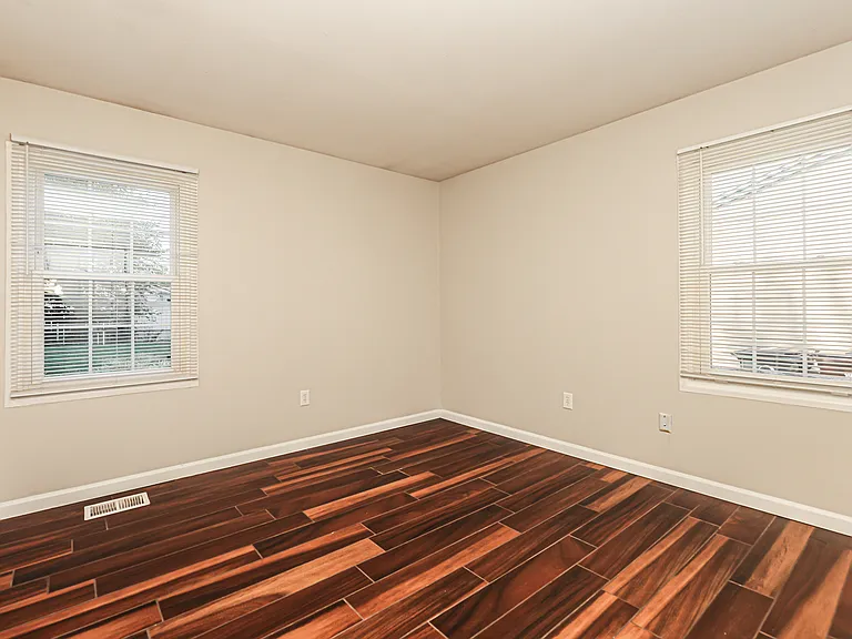 1240 Berwald Dr — Photo 8