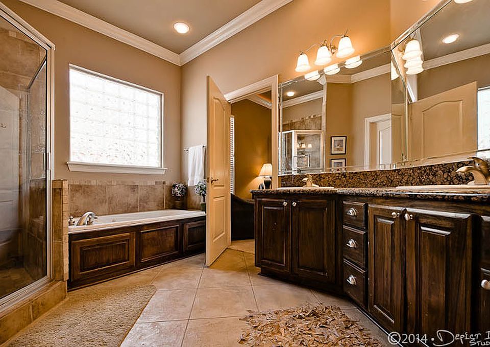 1st image of 2379 N Water Oak Dr
