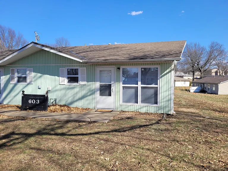 603 NW Westvale Cir — Photo 1