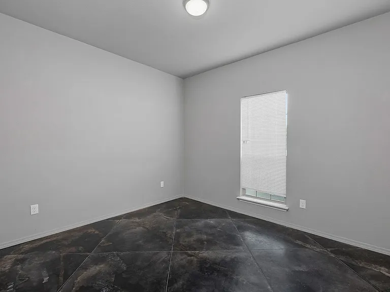5004 Hawken St — Photo 18