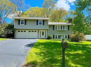 42 Thornberry Rd, Winchester, MA 01890
