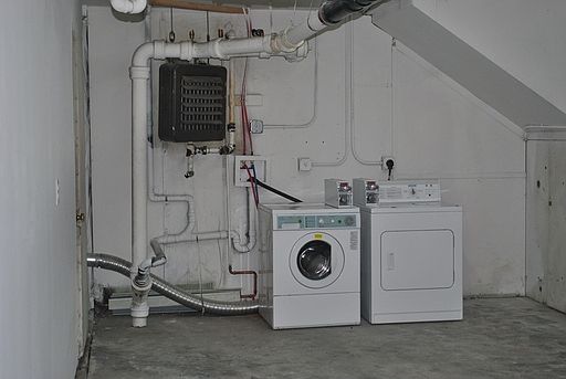 2nd image of 312 Minnie St #1