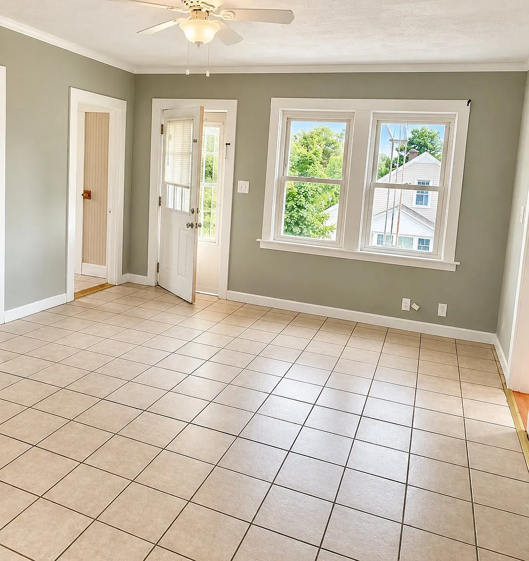 2. Bedroom second floor — Photo 3