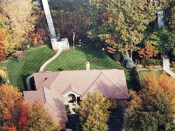 2nd image of 1478 Bayview Dr