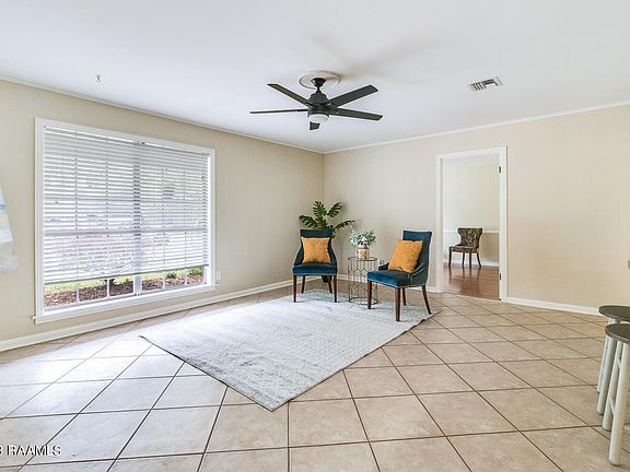 4th image of 212 Orangewood Dr