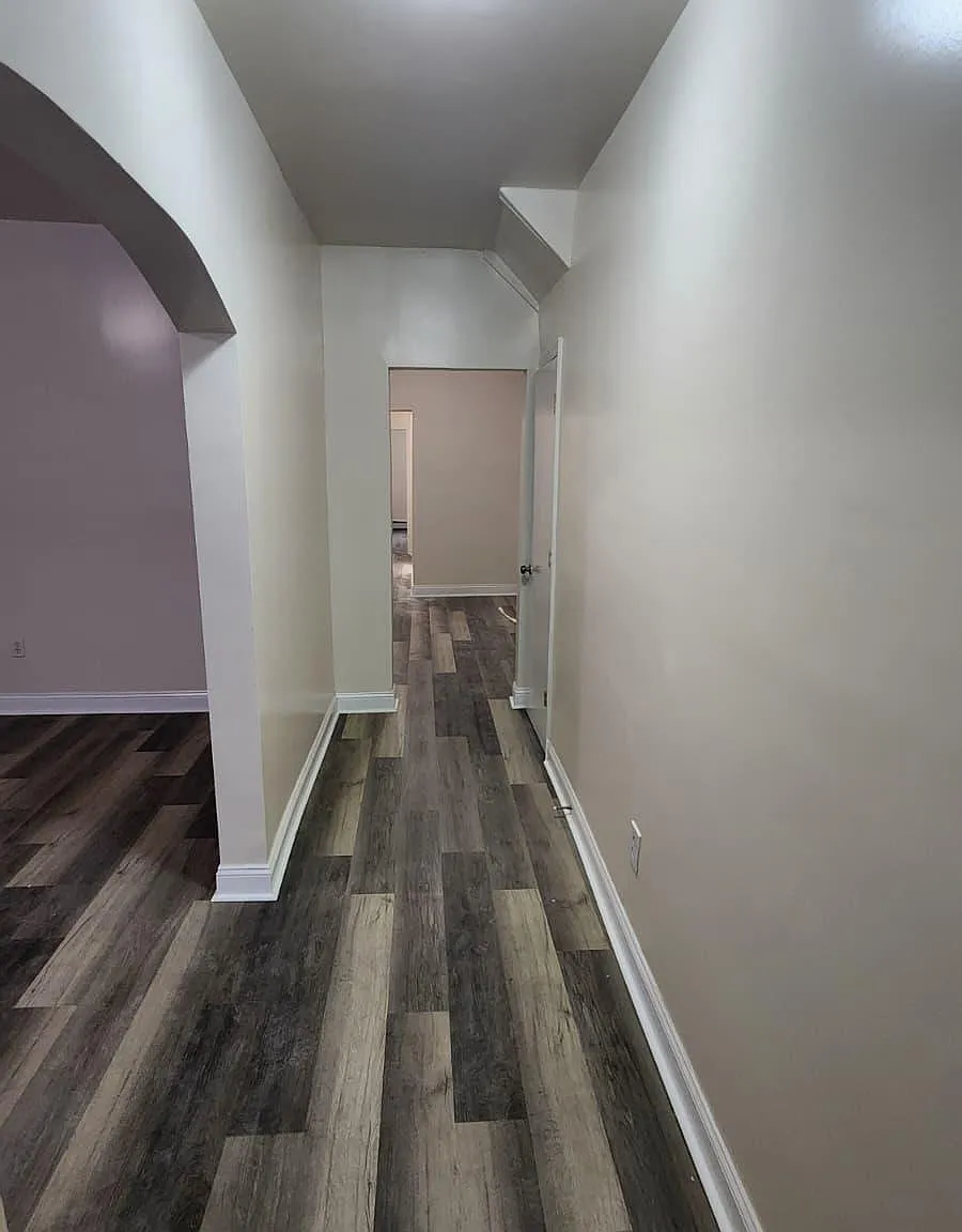 3 bed, 1300 sqft, $3,400 — Photo 3