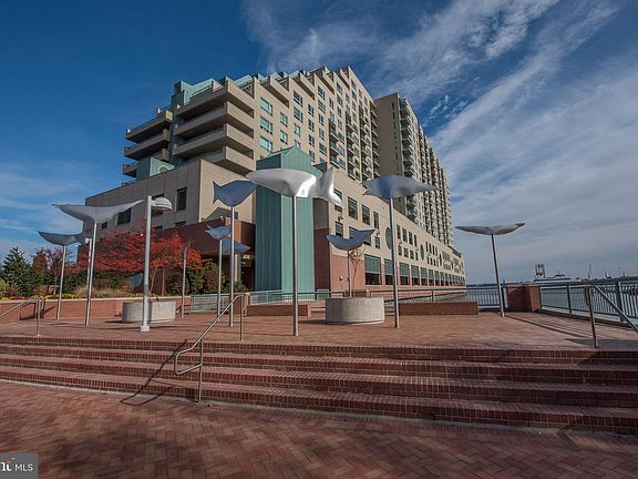 2nd image of 717 S Columbus Blvd Unit 515