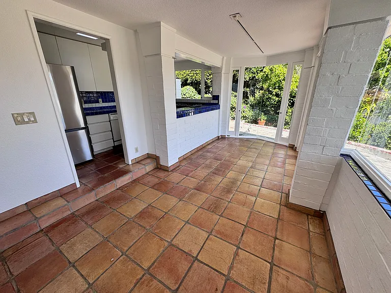 1055 Dyer Pl — Photo 15