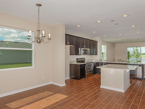 5th image of 3445 Sagebrush St