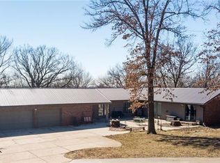 802 Corum Rd, Excelsior Springs, MO 64024