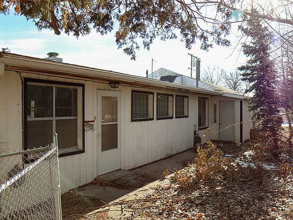 3rd image of 1222 7th Ave NW