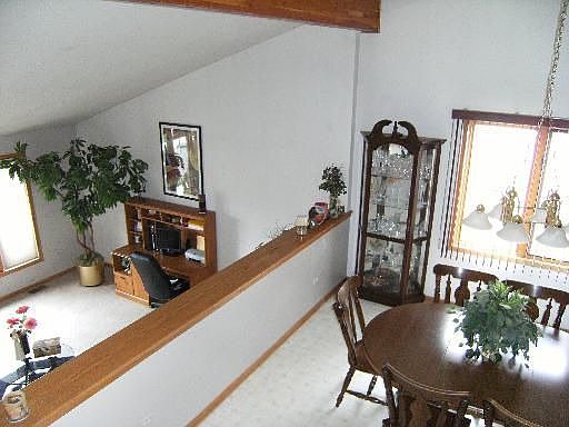 3rd image of 16525 Park Pl