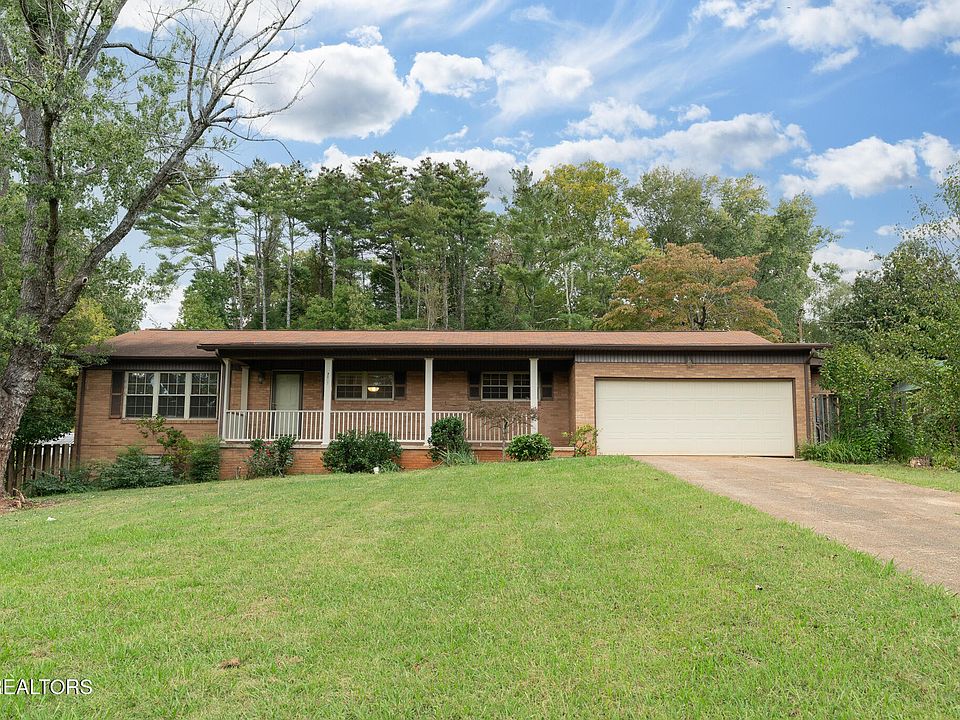 1st image of 7805 Luxmore Dr