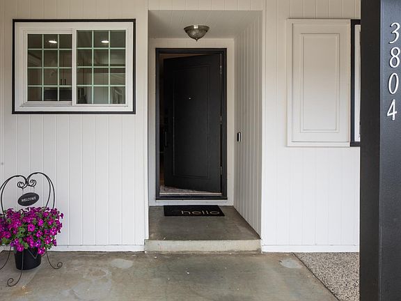 3rd image of 3804 Yerba Buena Ave