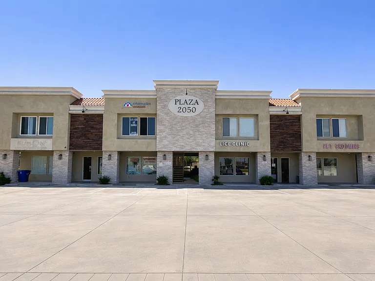 2050 Artesia Blvd — Photo 2