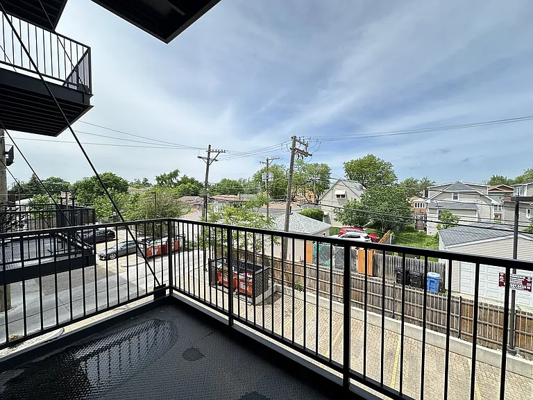 6340 W Belmont Ave #302 — Photo 13