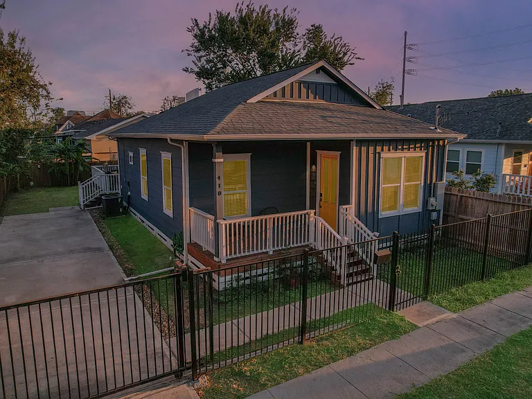 410 James St — Photo 38