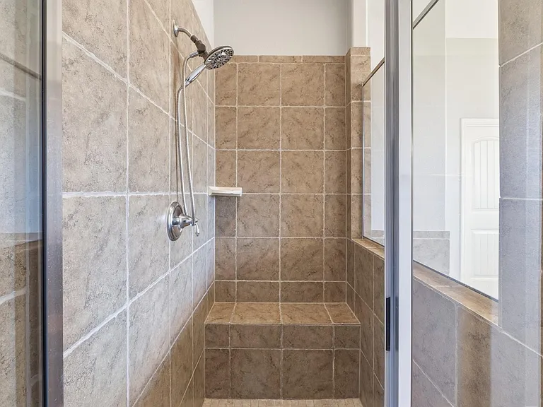 2508 Hilltop Divide Ln — Photo 27
