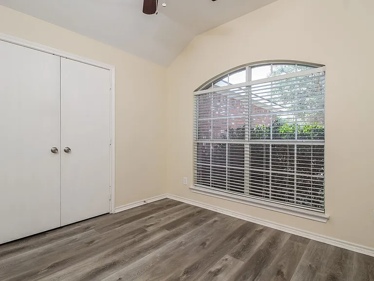 3400 Beatriz Dr — Photo 15