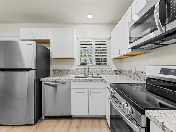 3525 Norris Ave #4, Sacramento, CA 95821