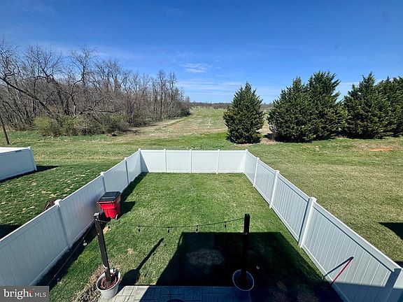 4th image of 576 Thumper Dr