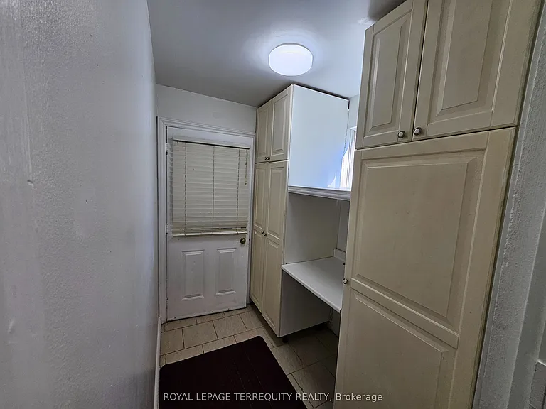 14 Hollis St — Photo 20