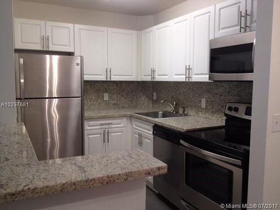 3rd image of 10757 Cleary Blvd APT 204
