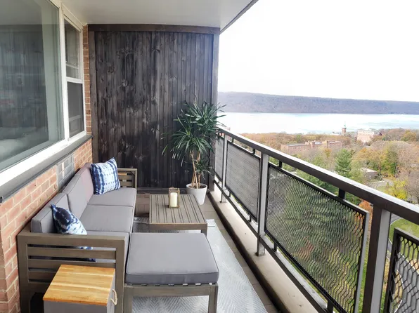 5800 Arlington Avenue image 5 of 16