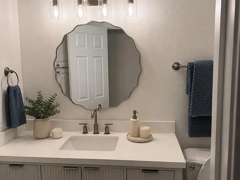 315 E Keim Dr — Photo 10