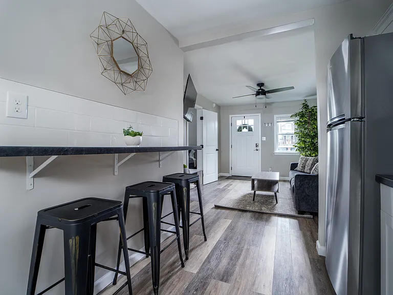 2117 Highland Ave — Photo 10