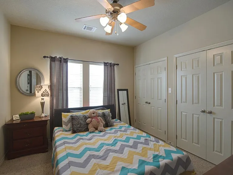 503 Forest Dr — Photo 15