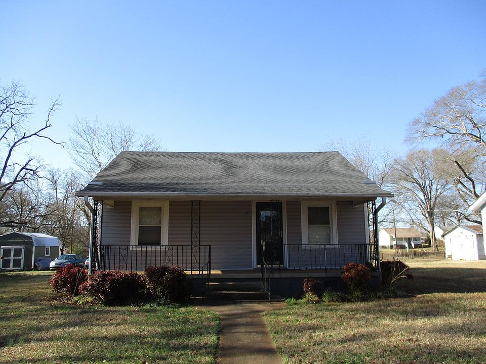 1st image of 21 Brooks Ave