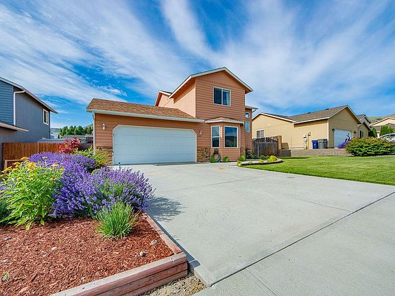 Front of home - driveway