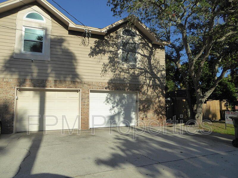 1st image of 176 E Coast Dr