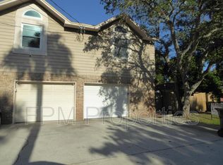 176 E Coast Dr, Atlantic Beach, FL 32233
