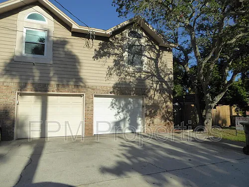 176 E Coast Dr Photo 1