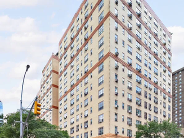 235 East 22nd Street 4T image 12 of 12