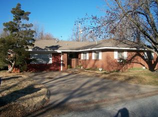 1026 5th Ave NW, Miami, OK 74354