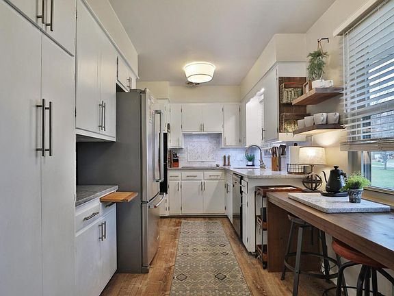 5th image of 4156 Marland Dr