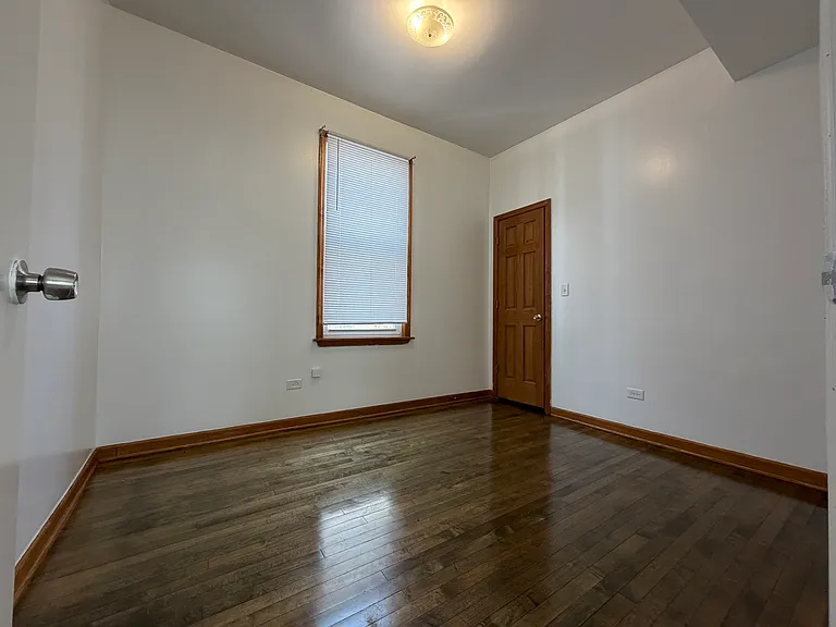 639 N Sawyer Ave #2 — Photo 8