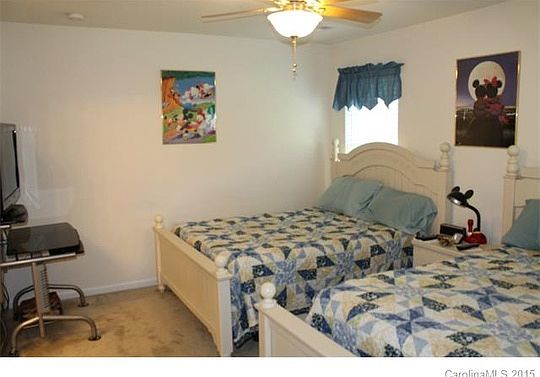 2nd image of 252 Woodbridge Cir