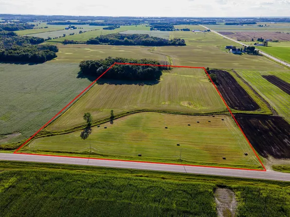 County Bb, Hilbert, WI 54129