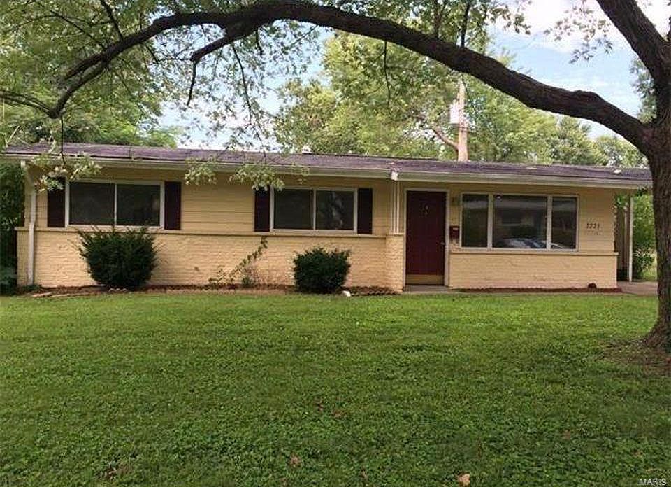 1st image of 2225 Oriole Dr