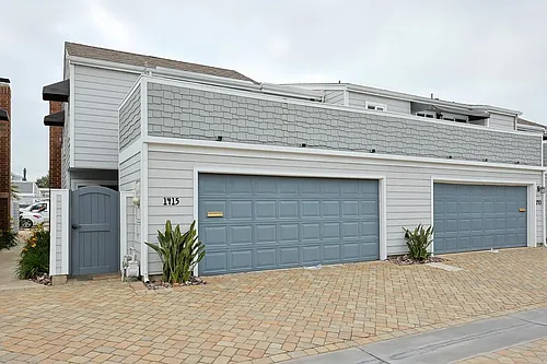 1415 1st St Photo 1