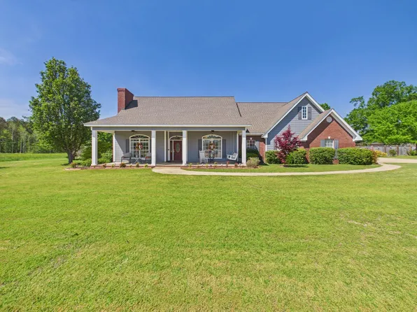 109 Crestview Cir, Columbus, MS 39702