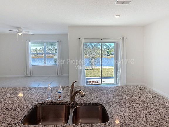 5th image of 2775 Sunnyvale St