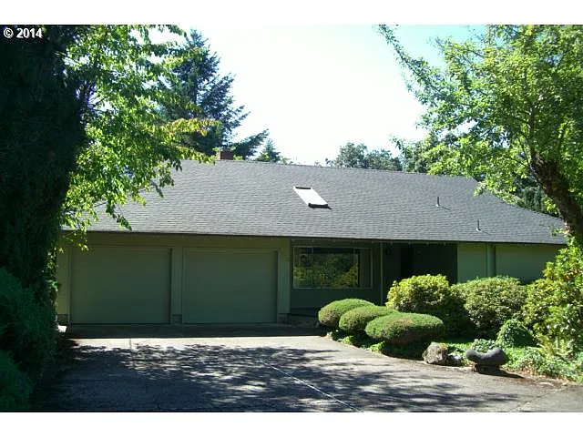 2550 31st St photo 1