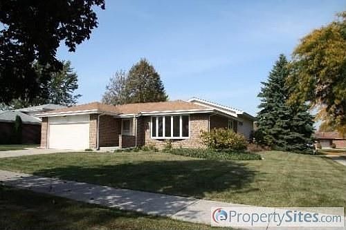 1st image of 4462 Lindenwood Dr